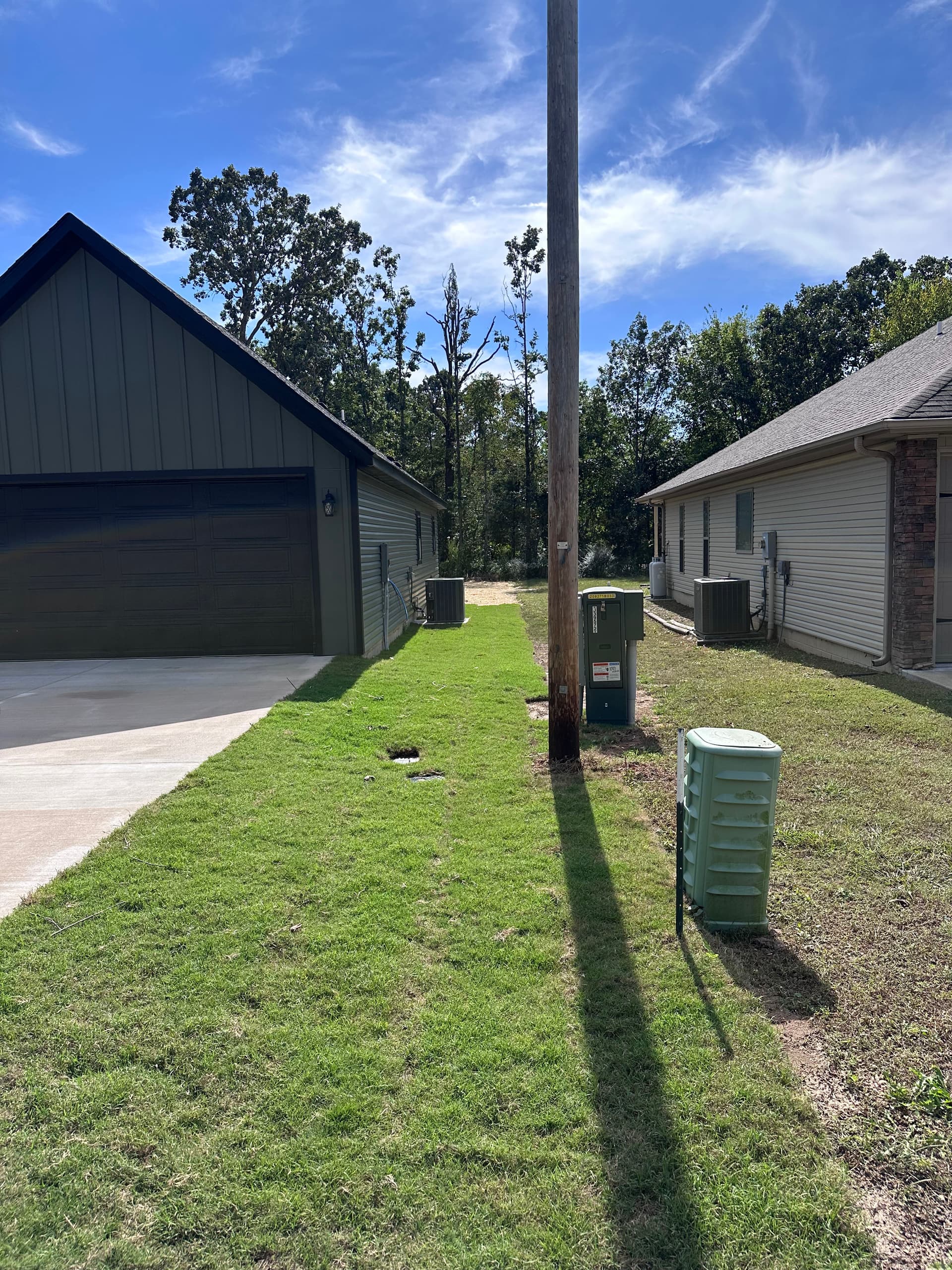Gallery photos for Lawn Makeover with Sod Installation and Mulch Enhancement: Image #2