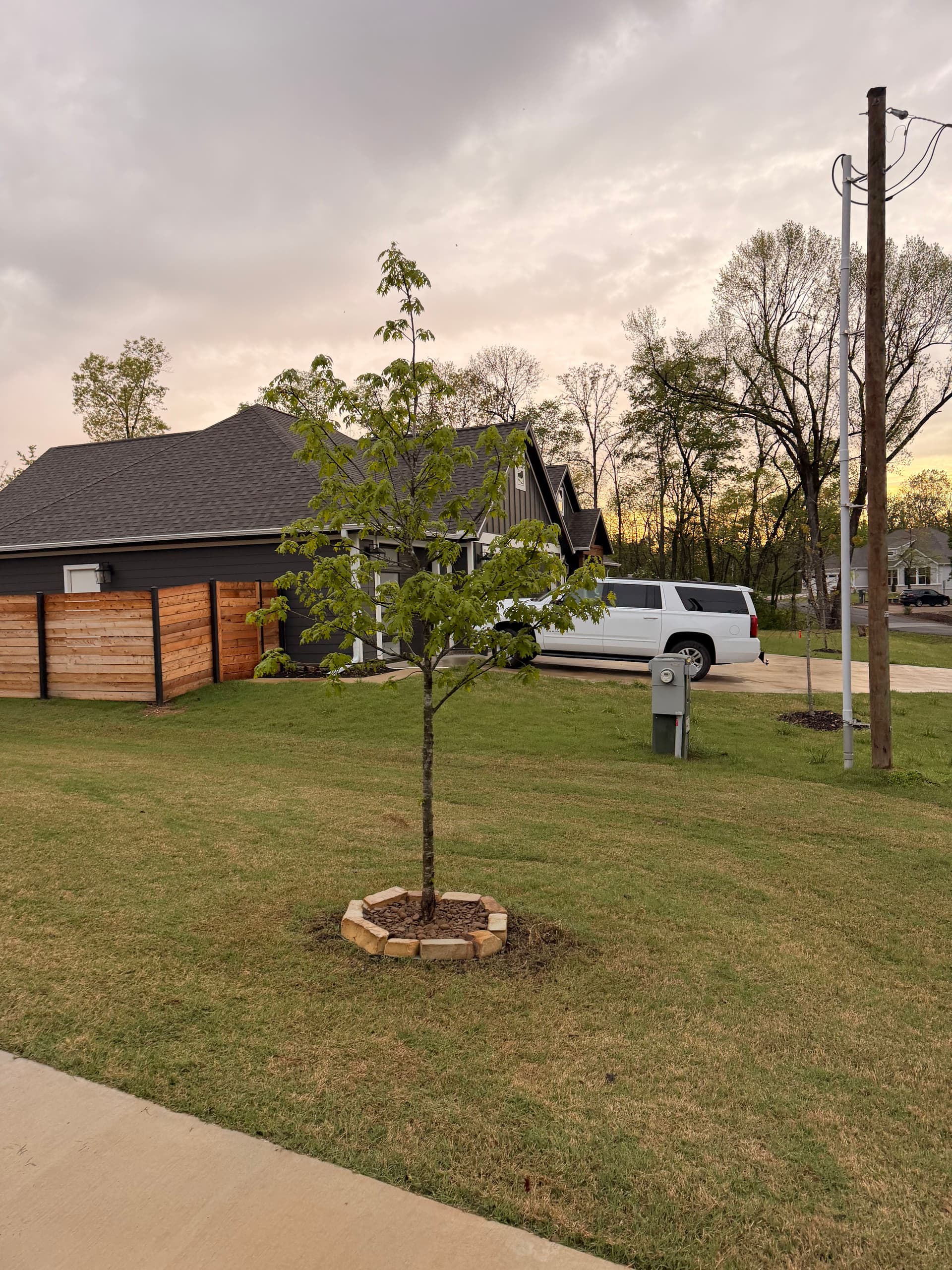 Gallery photos for Chocolate Rock and Fresh Plants Give This Home Serious Curb Appeal: Image #5